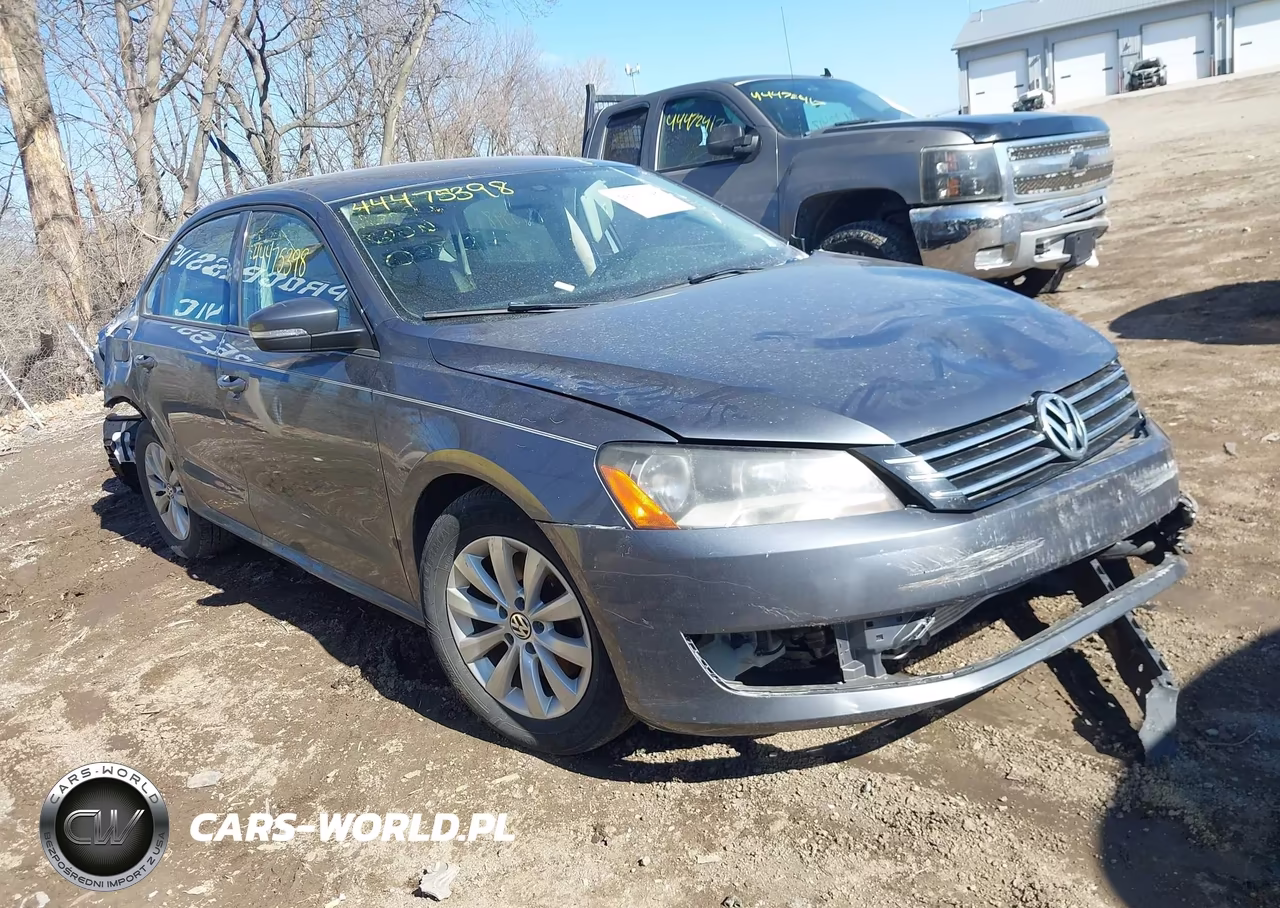 2013 Volkswagen Passat S – zdjęcie 1 z 15