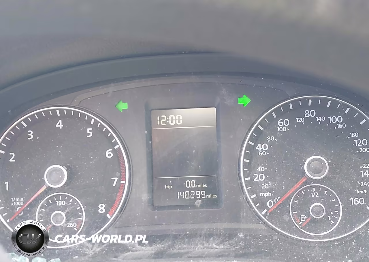 2013 Volkswagen Passat S VIN:1VWAH7A38DC028127 - 7