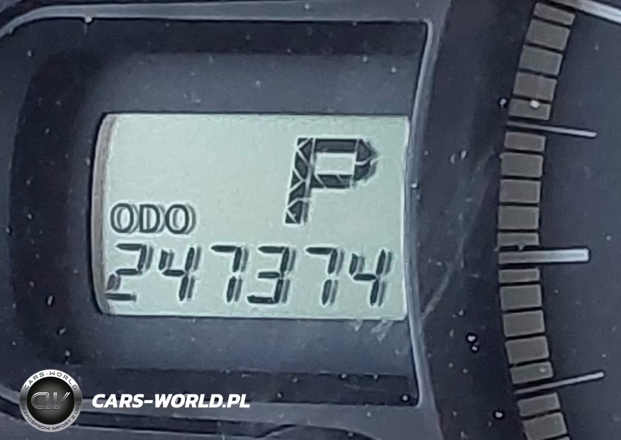 2011 Toyota Sienna Base V6 VIN:5TDZK3DC3BS148330 - 16