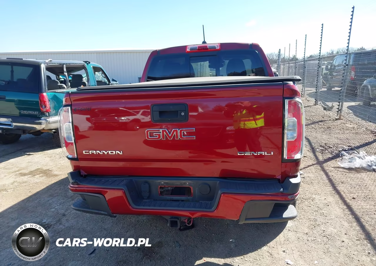 2018 GMC Canyon Denali VIN:1GTG6EEN1J1248316 - 16