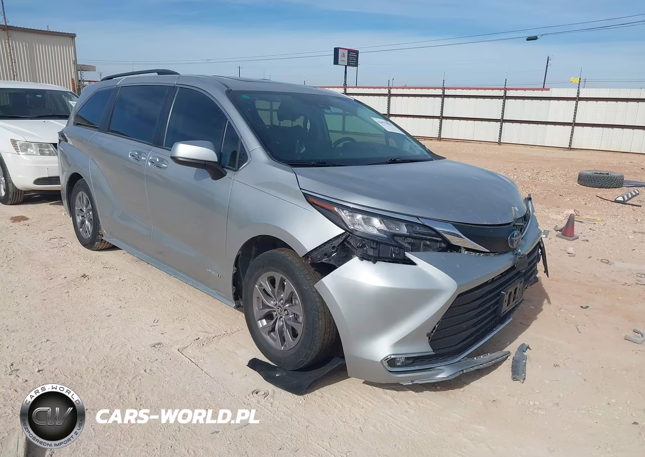 2021 Toyota Sienna Xle