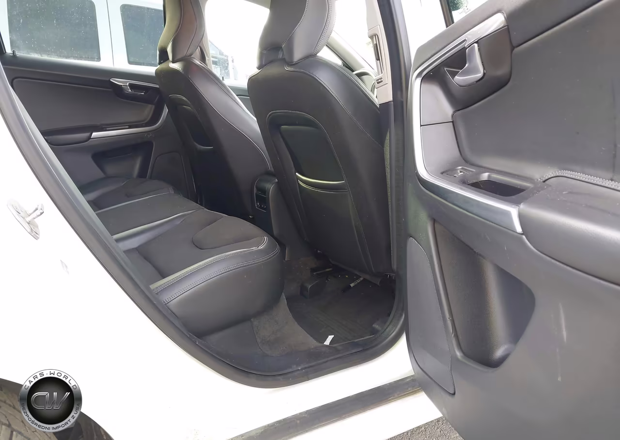 2017 Volvo Xc60 T5 VIN:YV440MDJ9H2076163 - 8