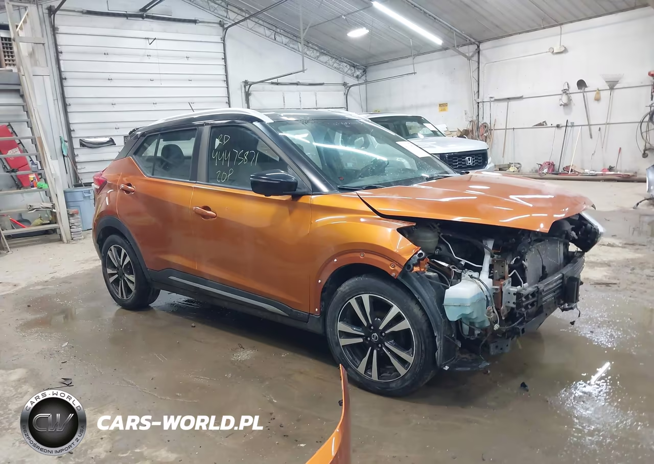 2020 Nissan Kicks Sr Xtronic Cvt