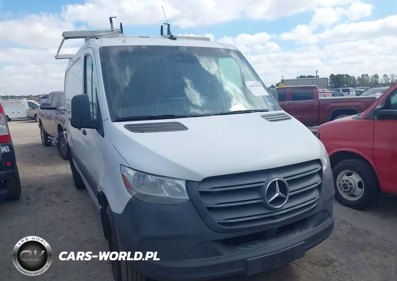 2021 Mercedes-Benz Sprinter 1500 Standard Roof I4