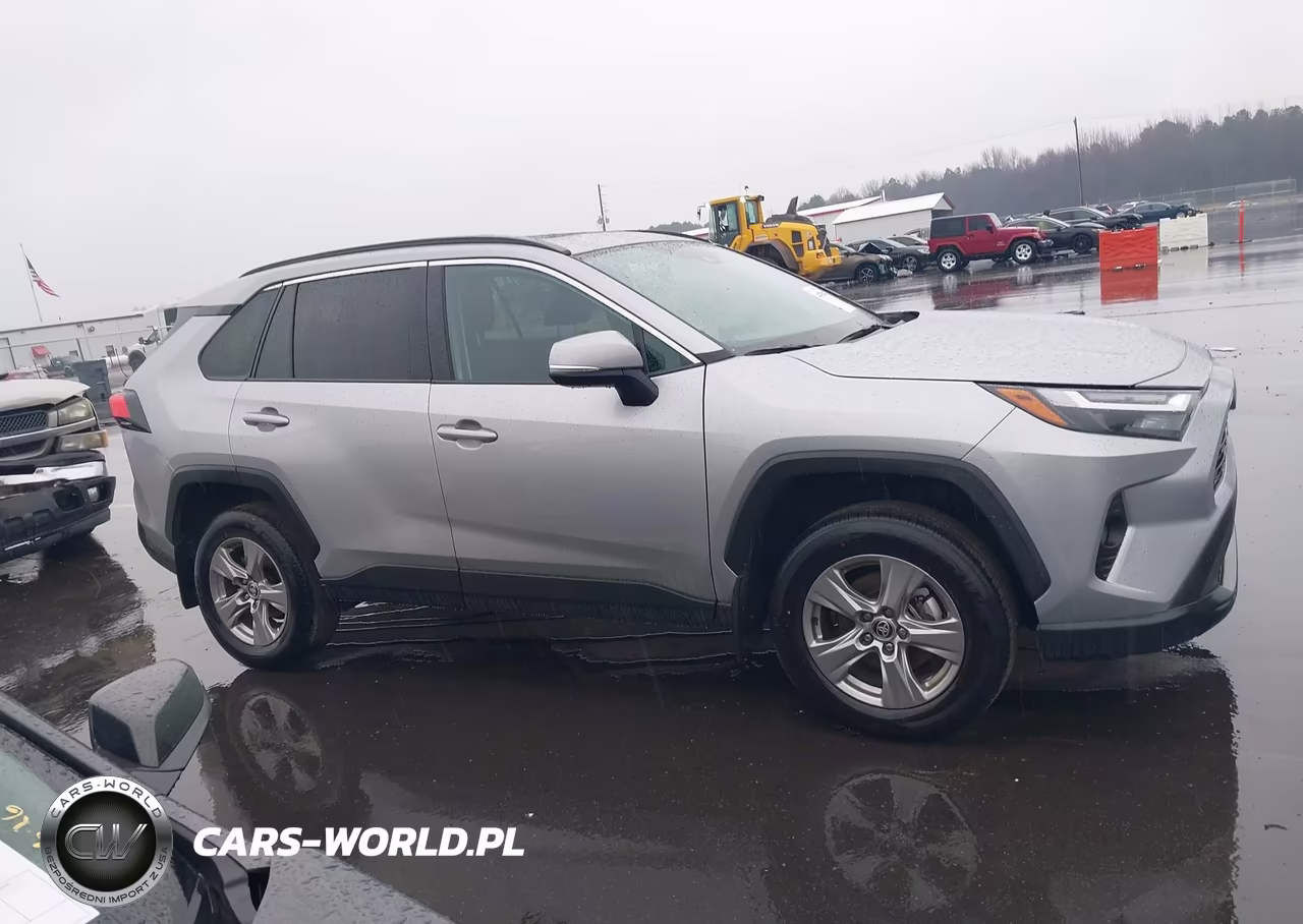 2025 Toyota Rav4 Xle VIN:2T3W1RFV8SC337272 - 13
