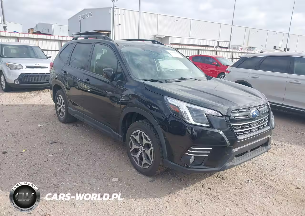 2023 Subaru Forester Premium