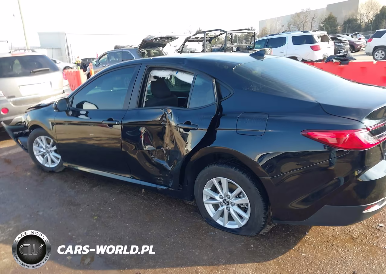 2025 Toyota Camry Le VIN:4T1DAACK7SU534119 - 13