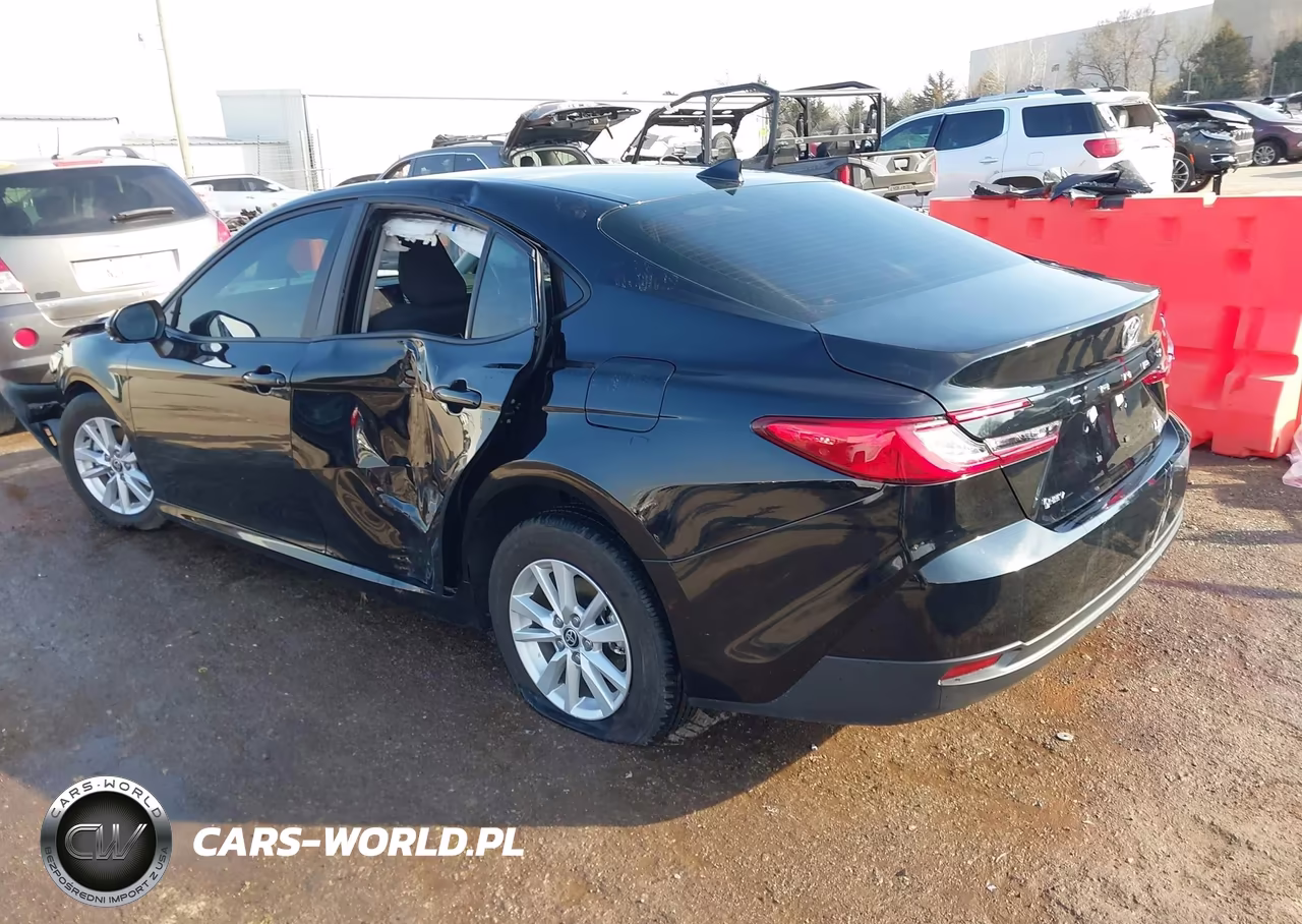 2025 Toyota Camry Le VIN:4T1DAACK7SU534119 - 3