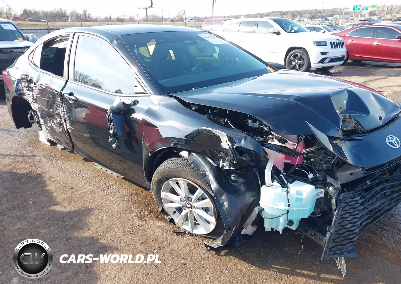 2025 Toyota Camry Le VIN:4T1DAACK7SU534119 - 6