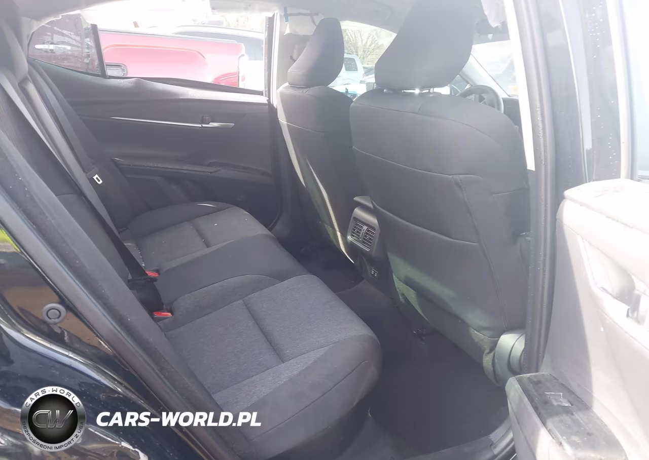 2025 Toyota Camry Le VIN:4T1DAACK7SU534119 - 8