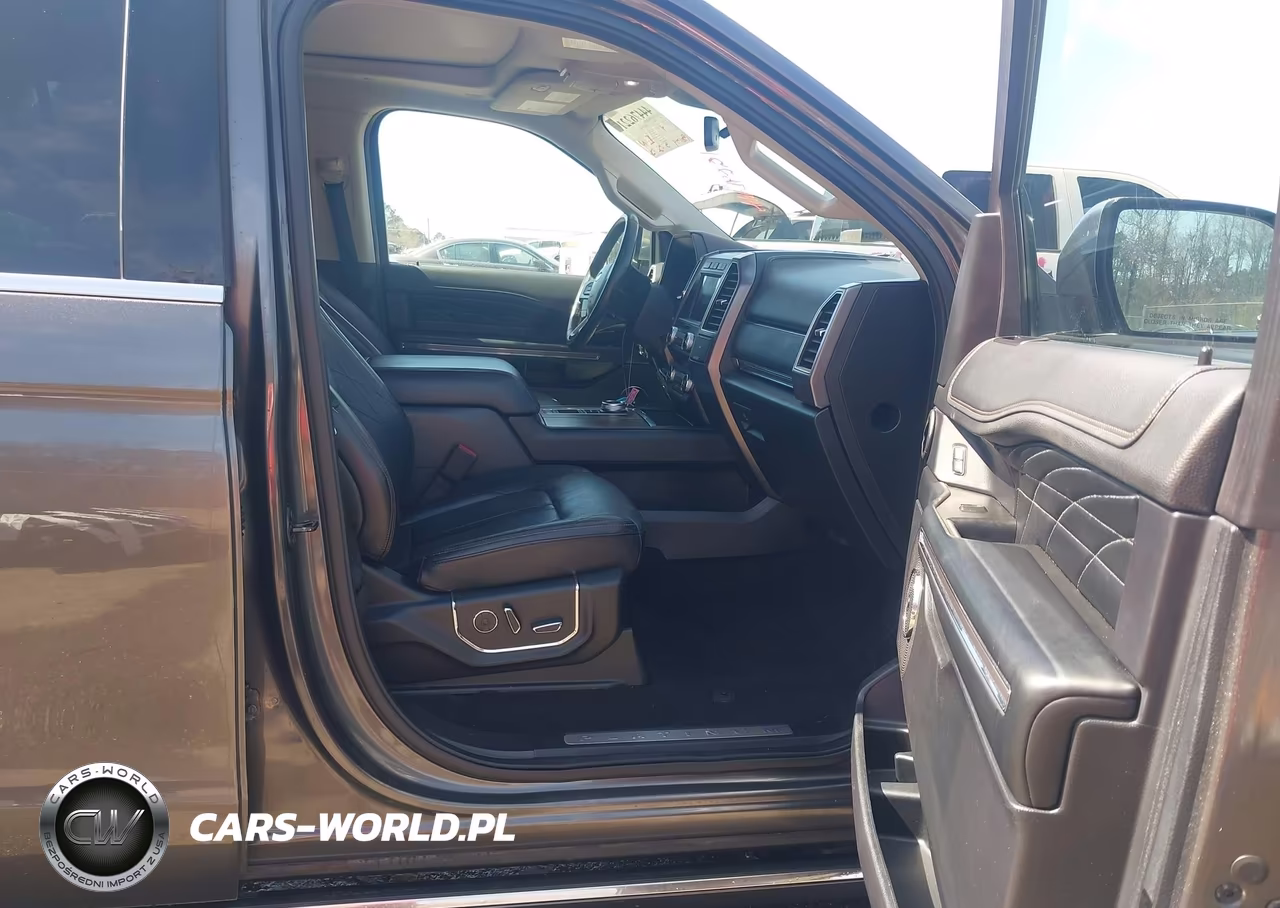 2019 Ford Expedition Platinum VIN:1FMJU1LT3KEA47917 - 5