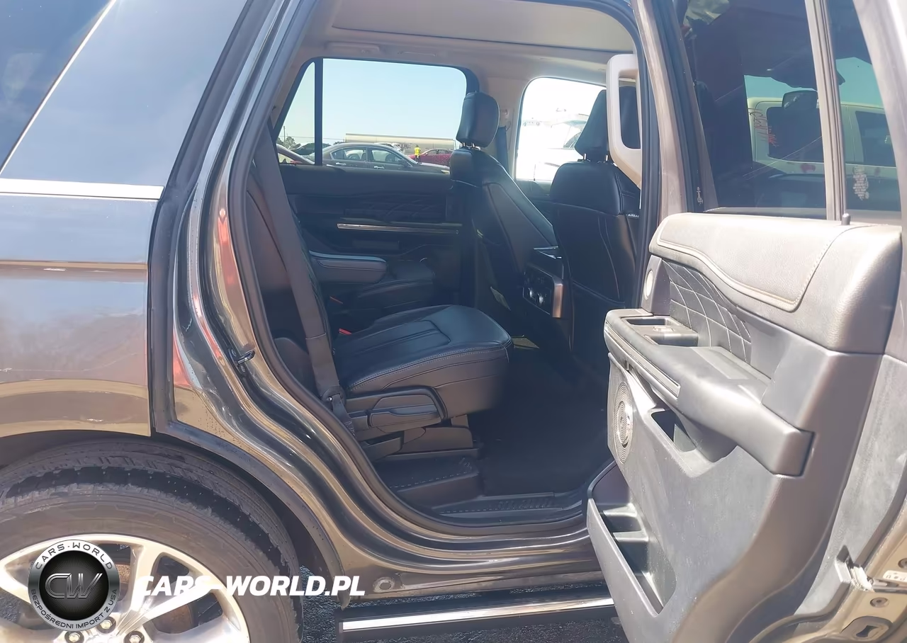 2019 Ford Expedition Platinum VIN:1FMJU1LT3KEA47917 - 8