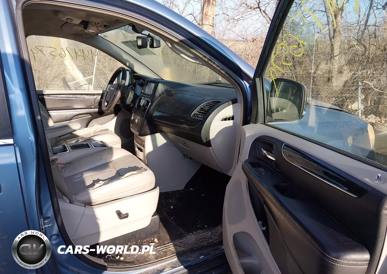 2011 Chrysler Town & Country Limited VIN:2A4RR6DG5BR781463 - 5