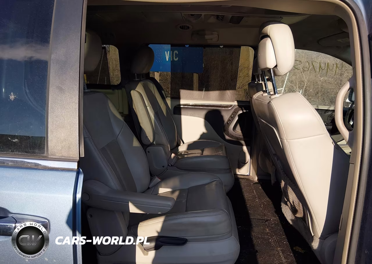 2011 Chrysler Town & Country Limited VIN:2A4RR6DG5BR781463 - 8