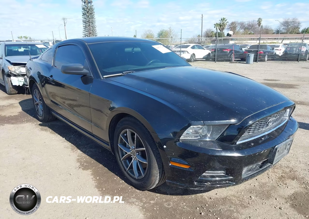 2013 Ford Mustang V6