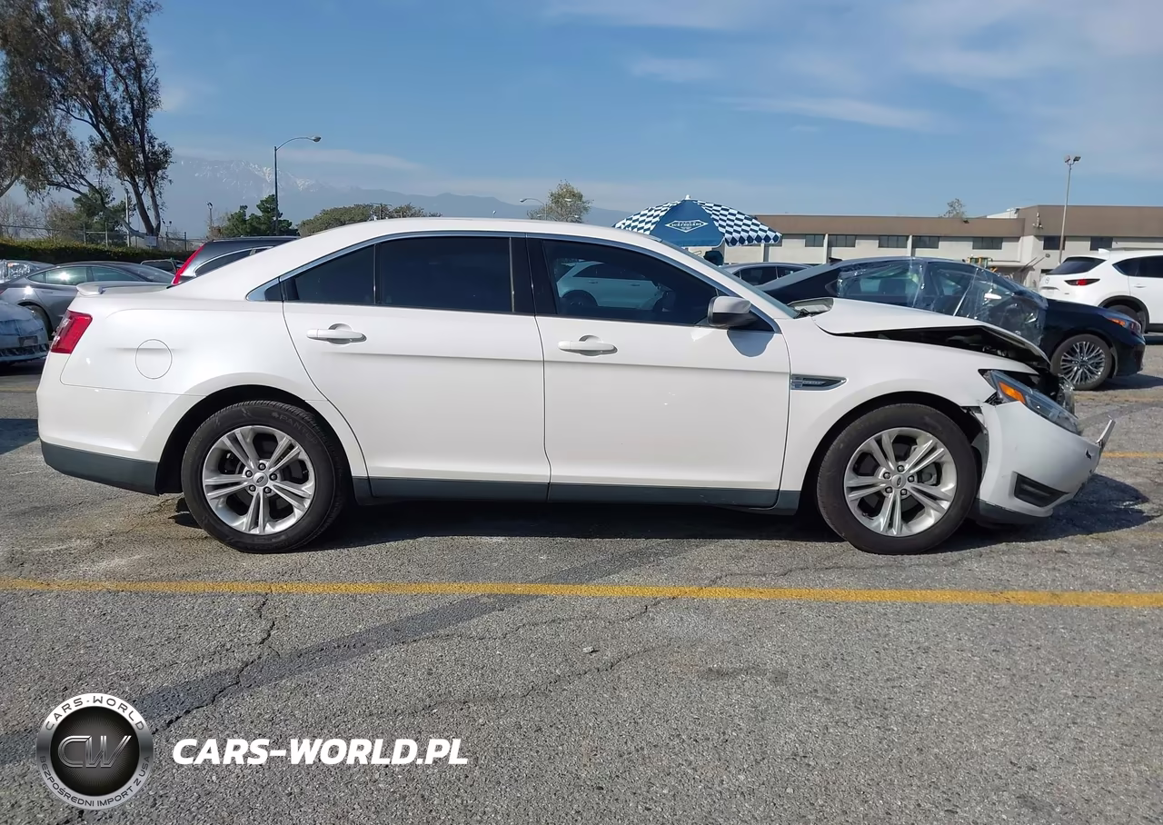 2016 Ford Taurus Sel VIN:1FAHP2E8XGG141741 - 13