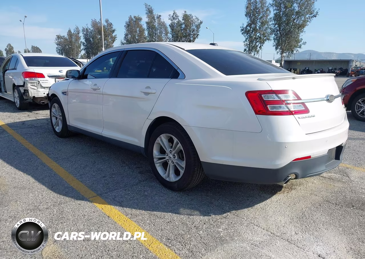 2016 Ford Taurus Sel VIN:1FAHP2E8XGG141741 - 3