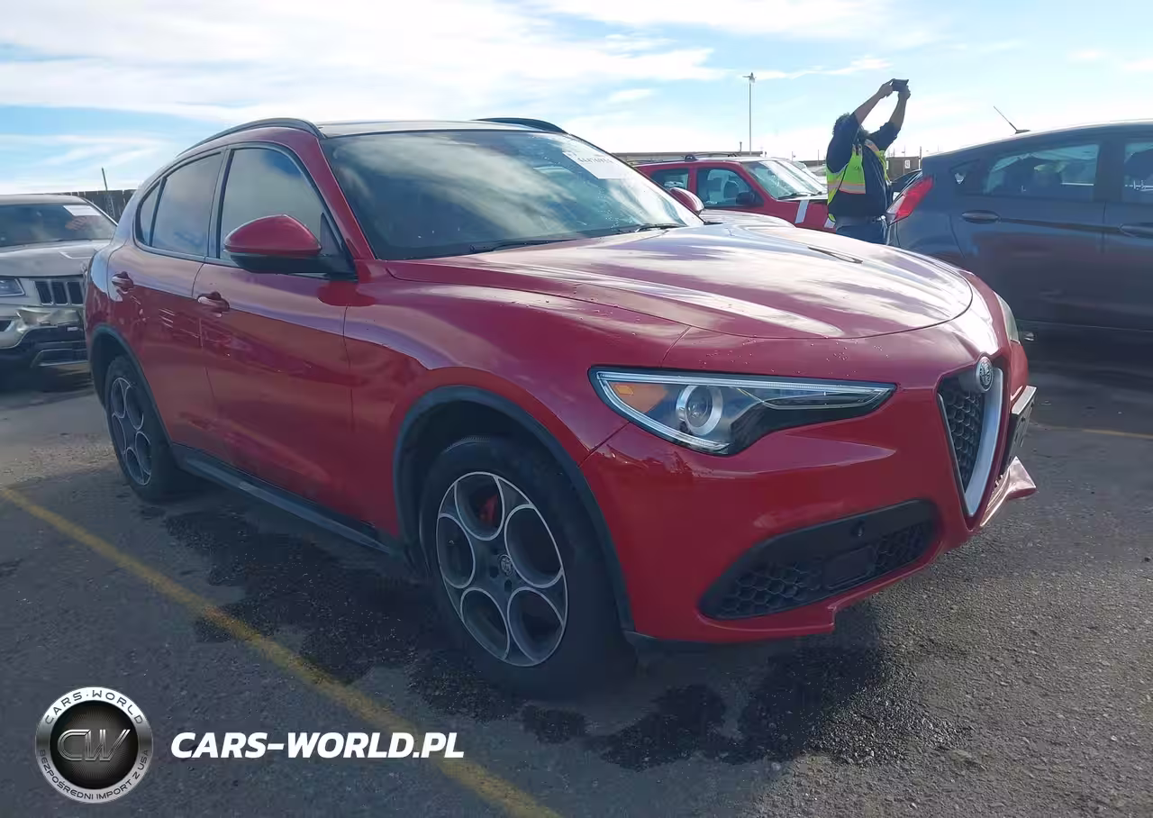 2018 Alfa Romeo Stelvio Sport Awd