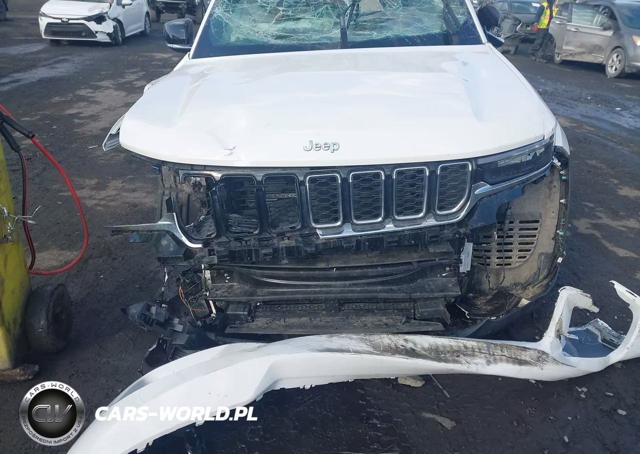 2024 Jeep Grand Cherokee 4Xe VIN:1C4RJYB65RC108145 - 6