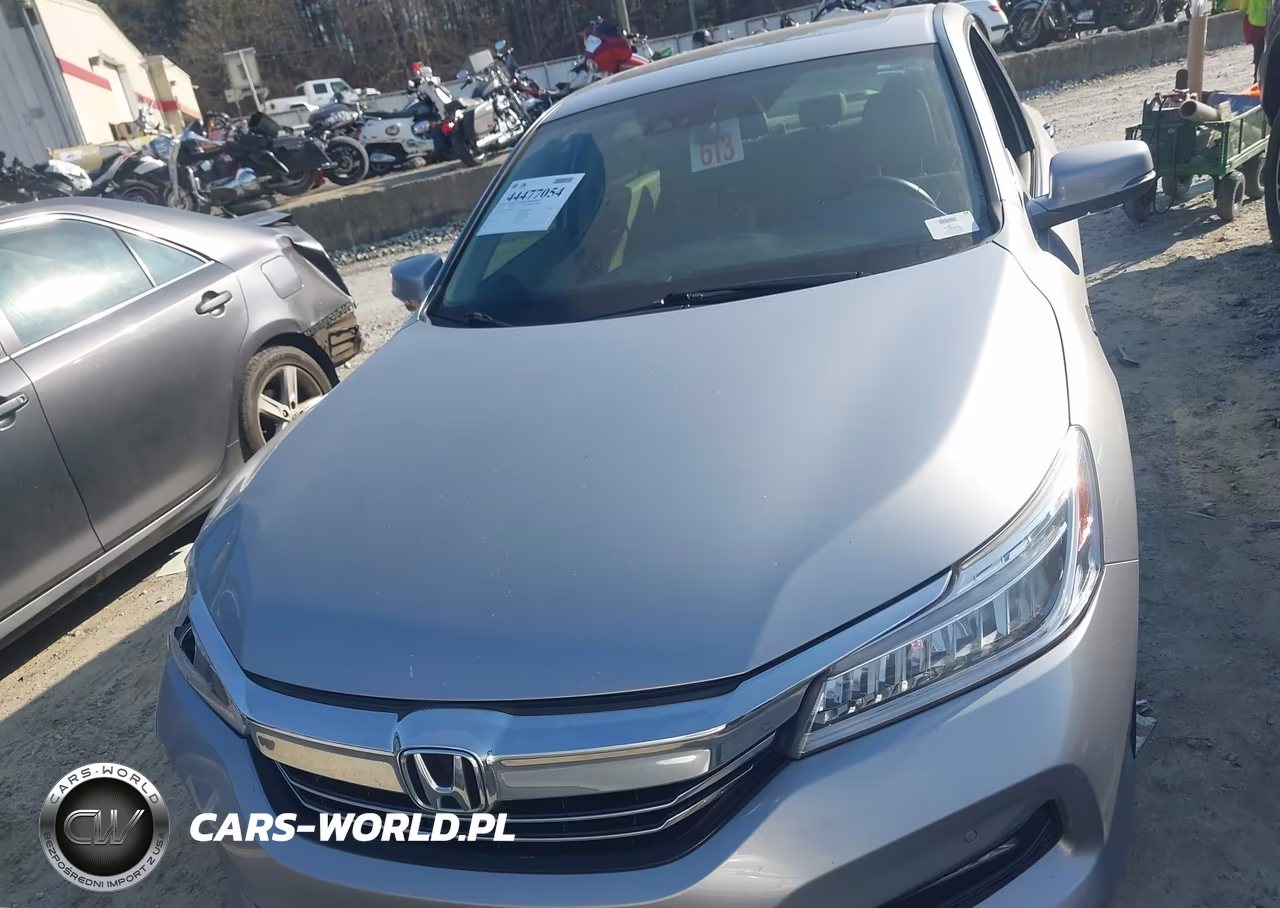 2017 Honda Accord Hybrid Touring VIN:JHMCR6F71HC013827 - 12