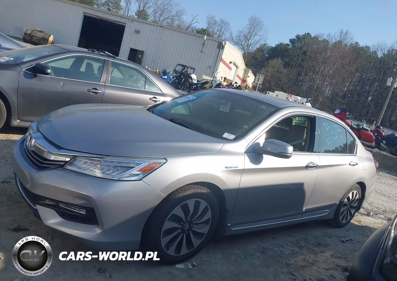 2017 Honda Accord Hybrid Touring VIN:JHMCR6F71HC013827 - 14
