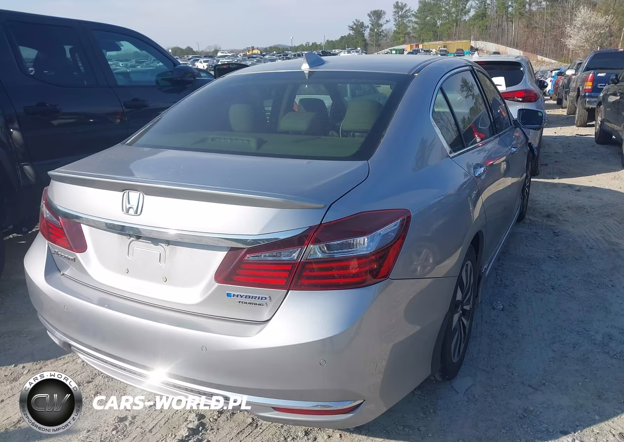 2017 Honda Accord Hybrid Touring VIN:JHMCR6F71HC013827 - 4