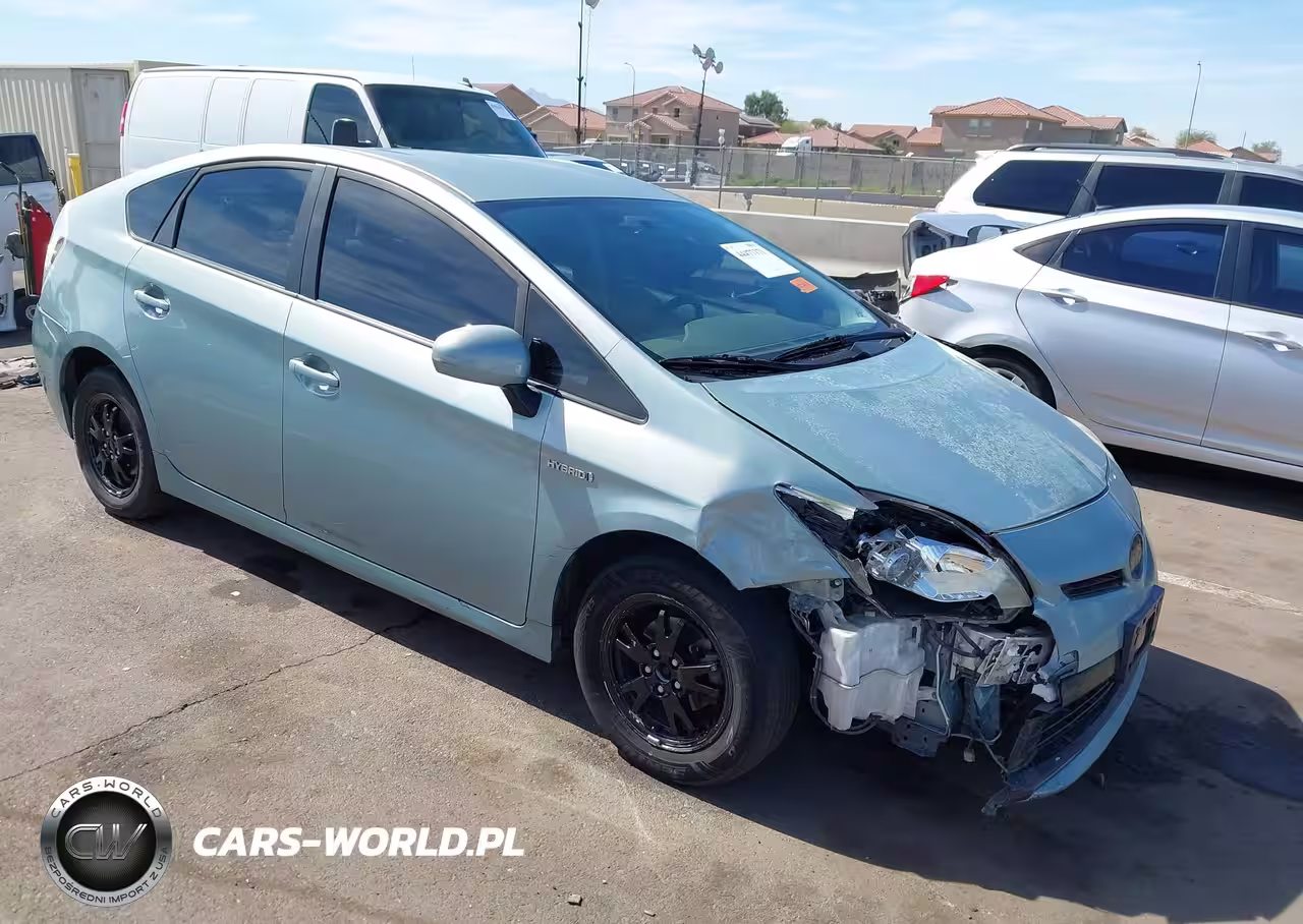 2013 Toyota Prius Three