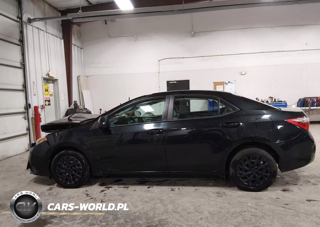 2015 Toyota Corolla Le VIN:5YFBURHE5FP205717 - 15