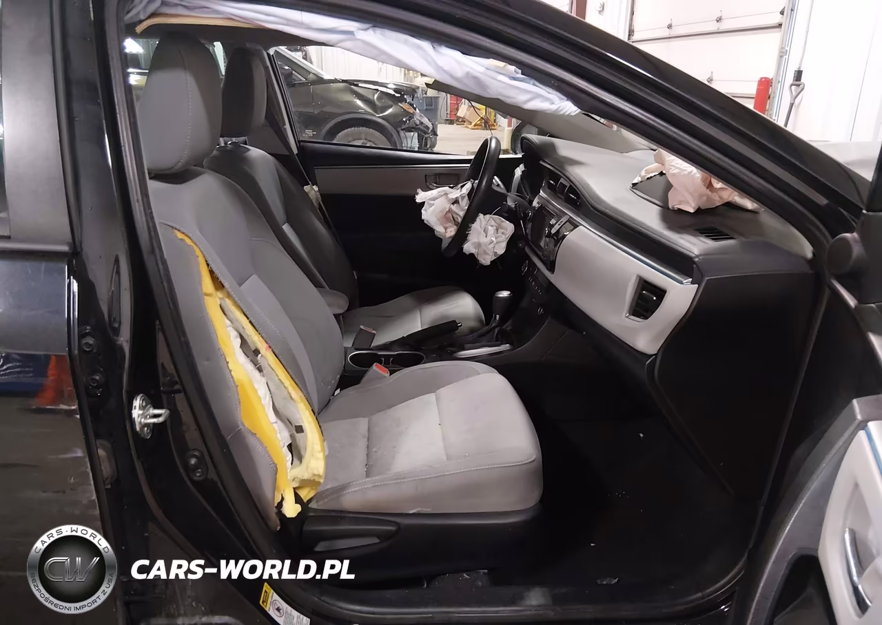 2015 Toyota Corolla Le VIN:5YFBURHE5FP205717 - 5