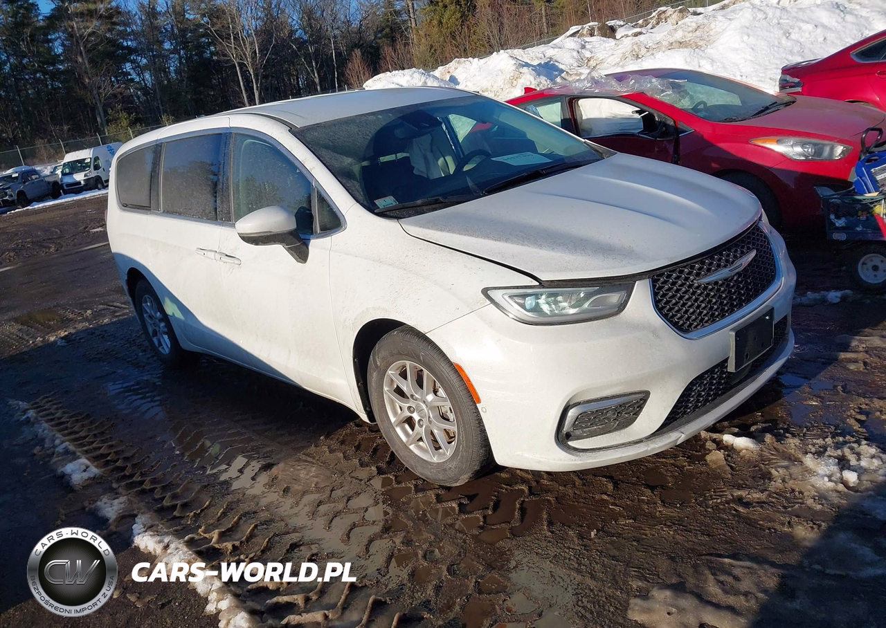 2023 Chrysler Pacifica Touring L