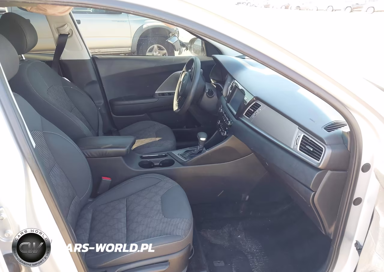 2019 Kia Niro Lx VIN:KNDCB3LC8K5345698 - 5