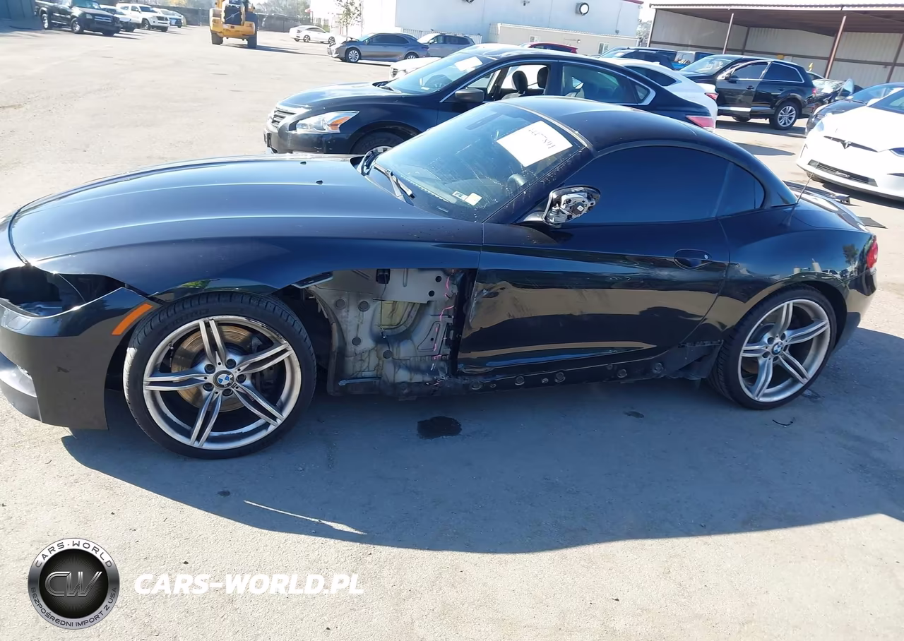 2012 BMW Z4 Sdrive35Is VIN:WBALM1C55CE633712 - 18