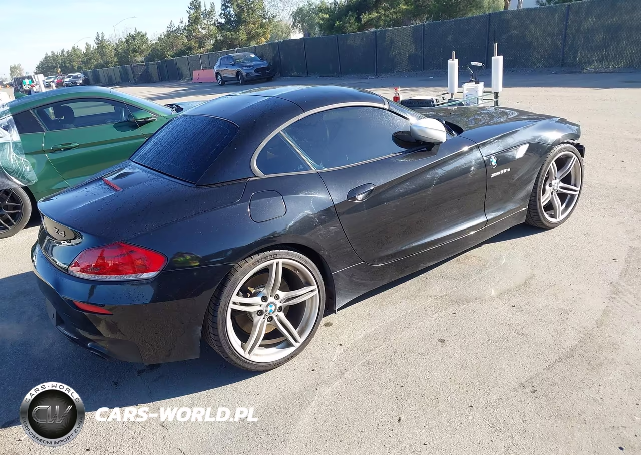 2012 BMW Z4 Sdrive35Is VIN:WBALM1C55CE633712 - 4