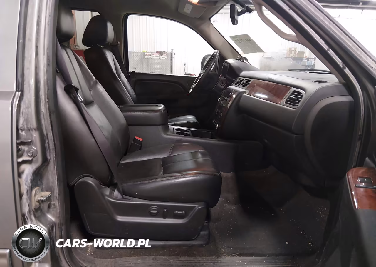 2012 Chevrolet Suburban 1500 Lt VIN:1GNSKJE71CR248098 - 5
