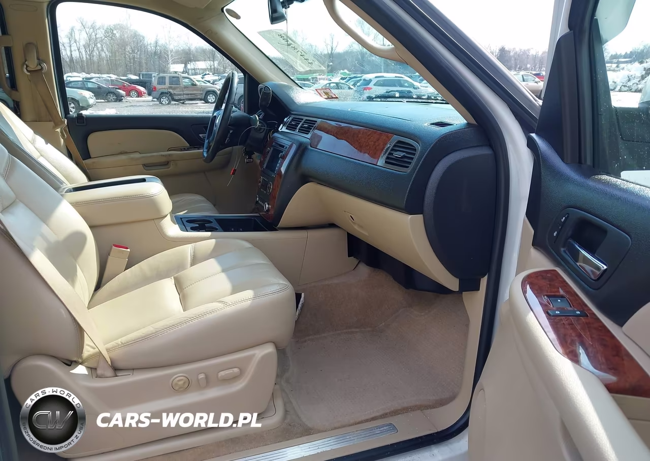 2007 Chevrolet Tahoe Lt VIN:1GNFK13097J384586 - 5