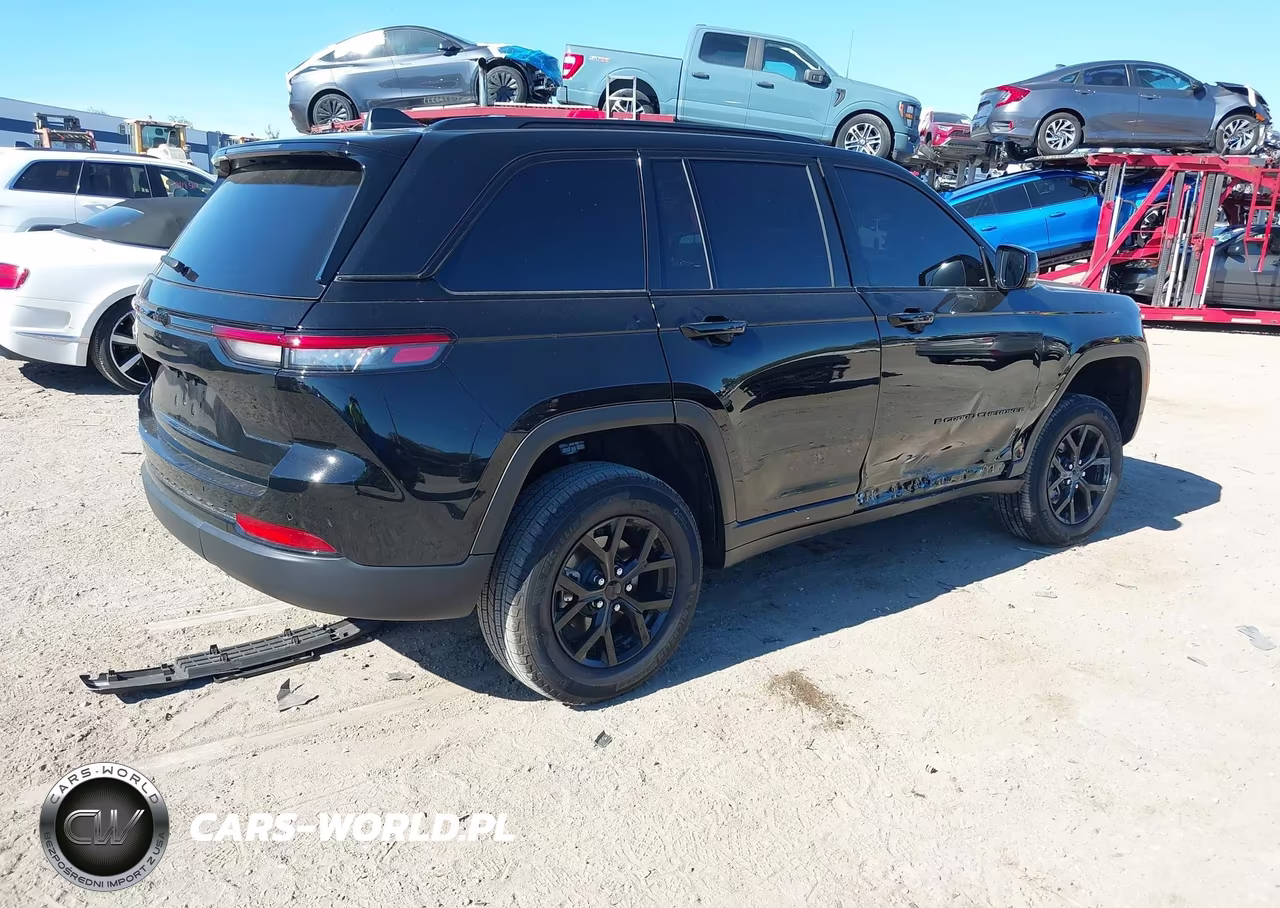 2025 Jeep Grand Cherokee Altitude 4X2 VIN:1C4RJGAG9SC338748 - 4