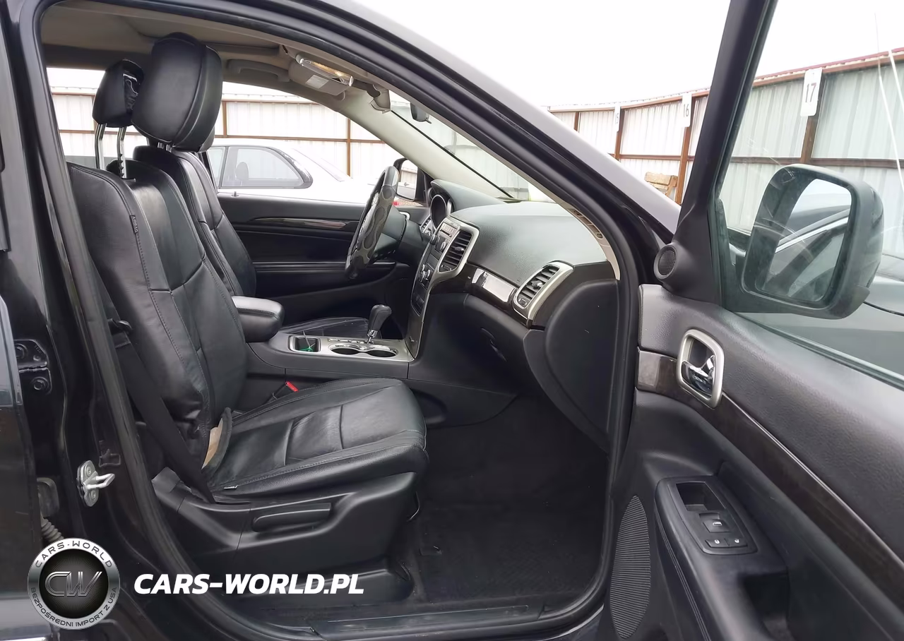 2011 Jeep Grand Cherokee Laredo VIN:1J4RR4GG4BC585748 - 5