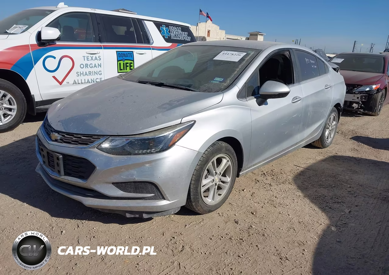 2017 Chevrolet Cruze Lt Auto VIN:1G1BE5SMXH7115062 - 2