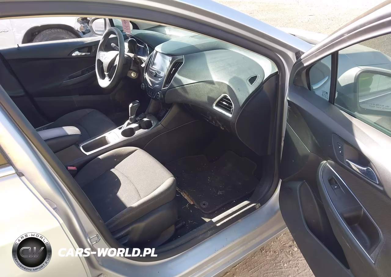 2017 Chevrolet Cruze Lt Auto VIN:1G1BE5SMXH7115062 - 5