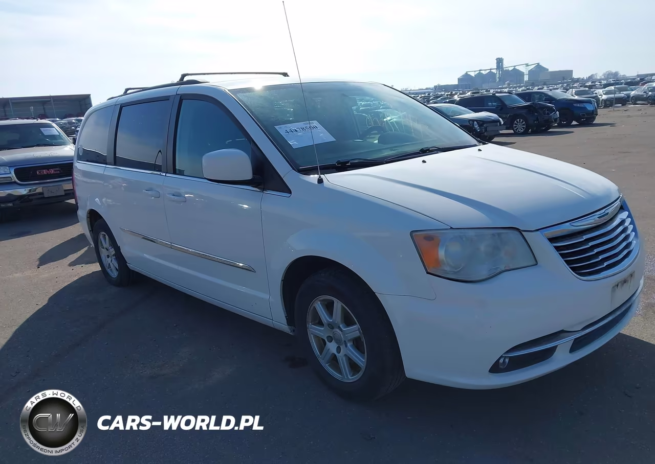 2012 Chrysler Town & Country Touring
