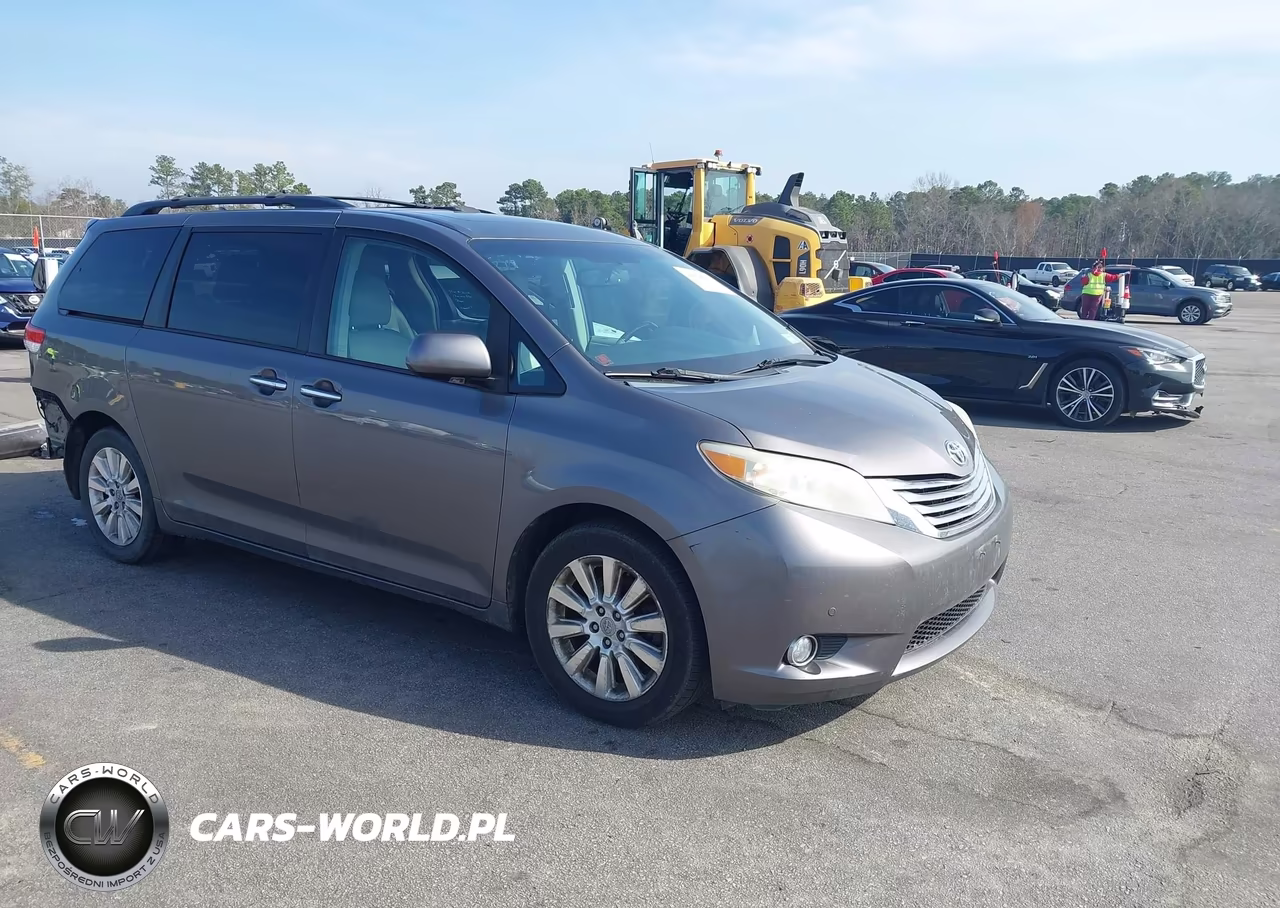 2011 Toyota Sienna Limited – zdjęcie 1 z 17
