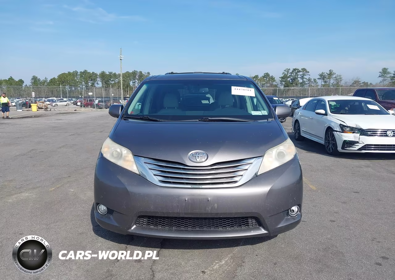 2011 Toyota Sienna Limited VIN:5TDDK3DC7BS019405 - 13