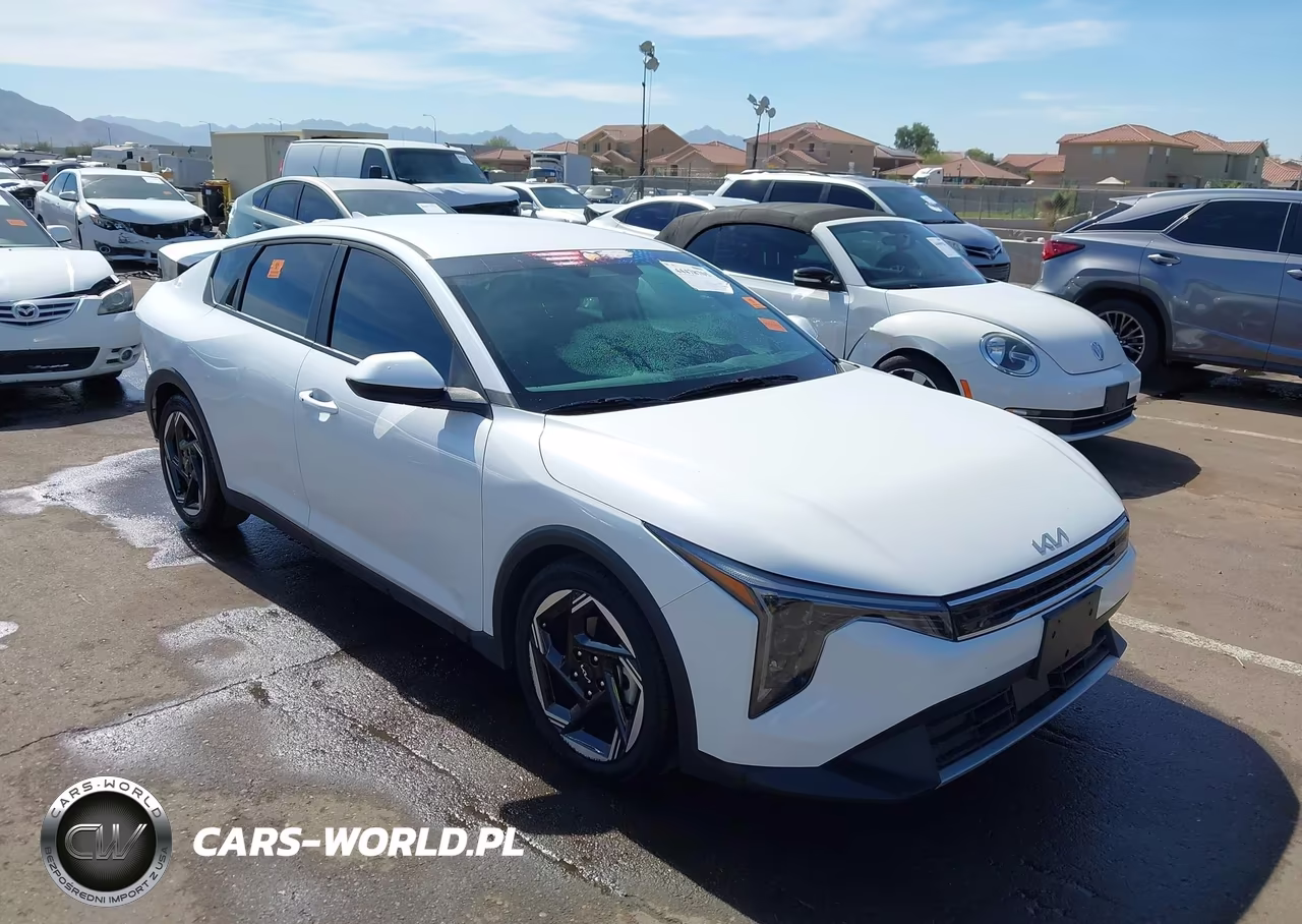 2025 Kia K4 Ex – zdjęcie 1 z 17