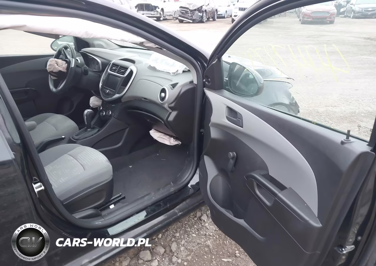 2020 Chevrolet Sonic Fwd 1Fl 5-Door VIN:1G1JG6SB0L4126687 - 5