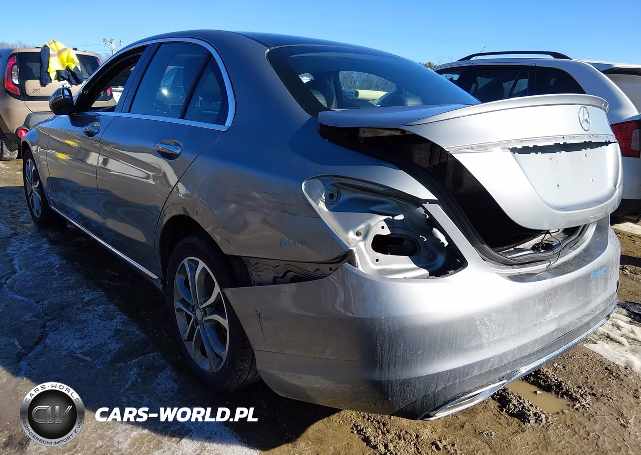 2016 Mercedes-Benz C 300 4Matic VIN:55SWF4KBXGU107999 - 6