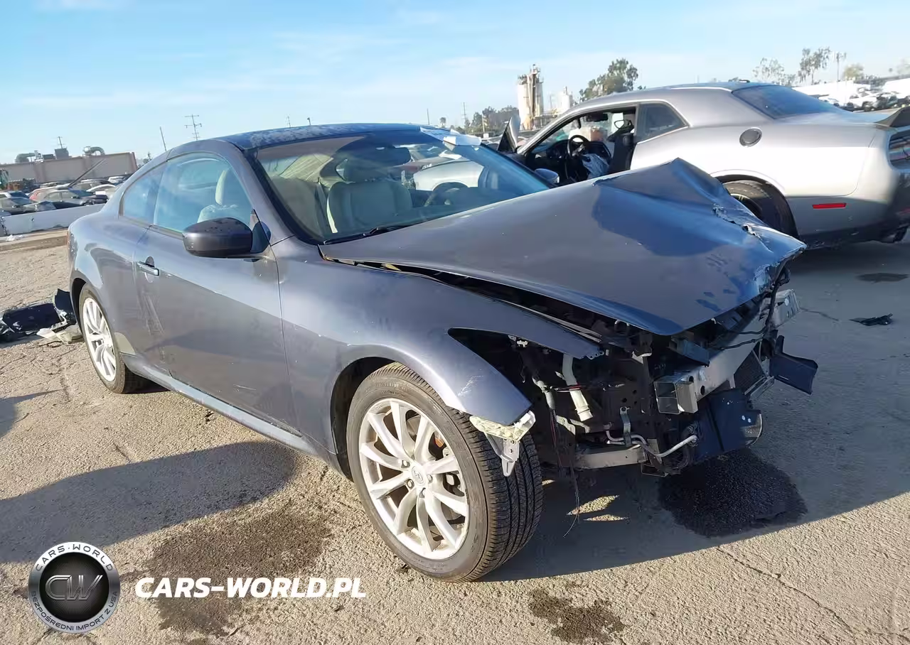 2011 Infiniti G37 Journey