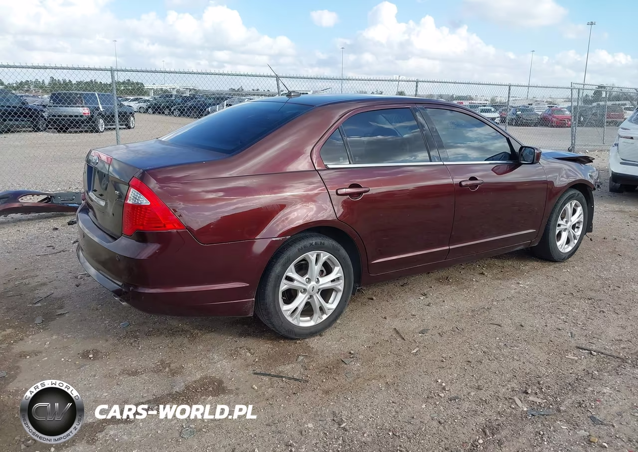 2012 Ford Fusion Se VIN:3FAHP0HA1CR218101 - 4