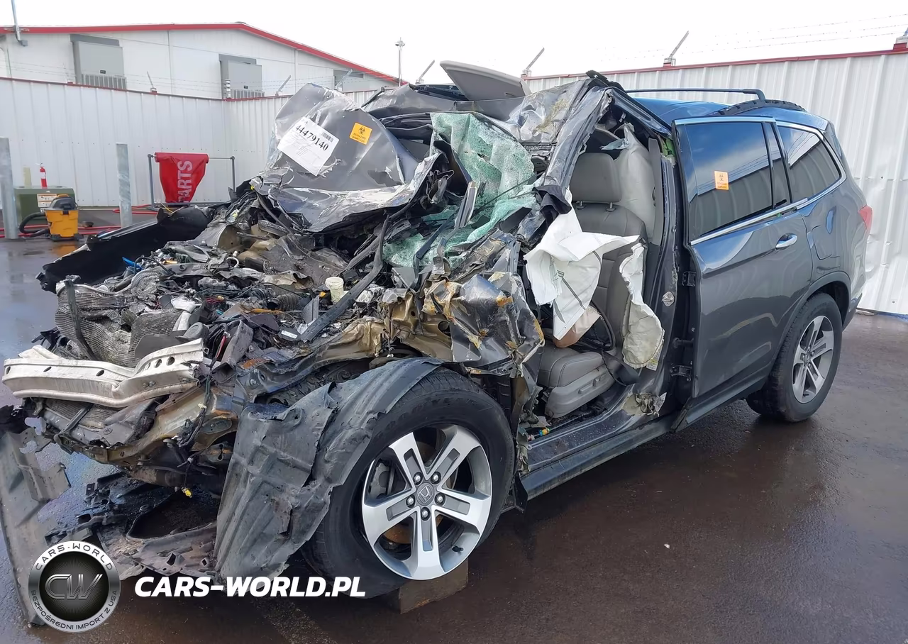 2016 Honda Pilot Touring VIN:5FNYF6H97GB006557 - 2