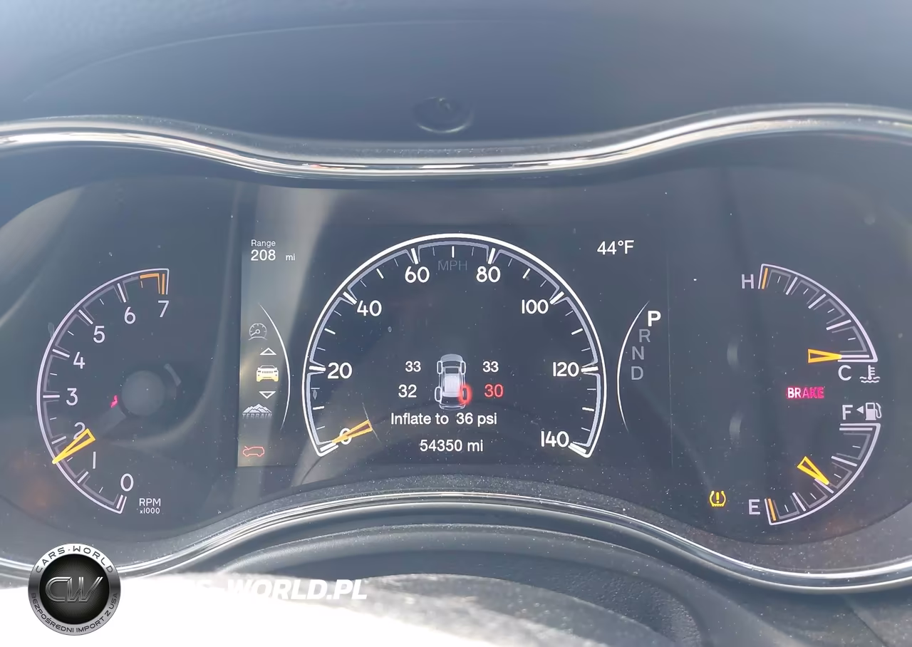 2021 Jeep Grand Cherokee Limited 4X4 VIN:1C4RJFBG9MC645428 - 7