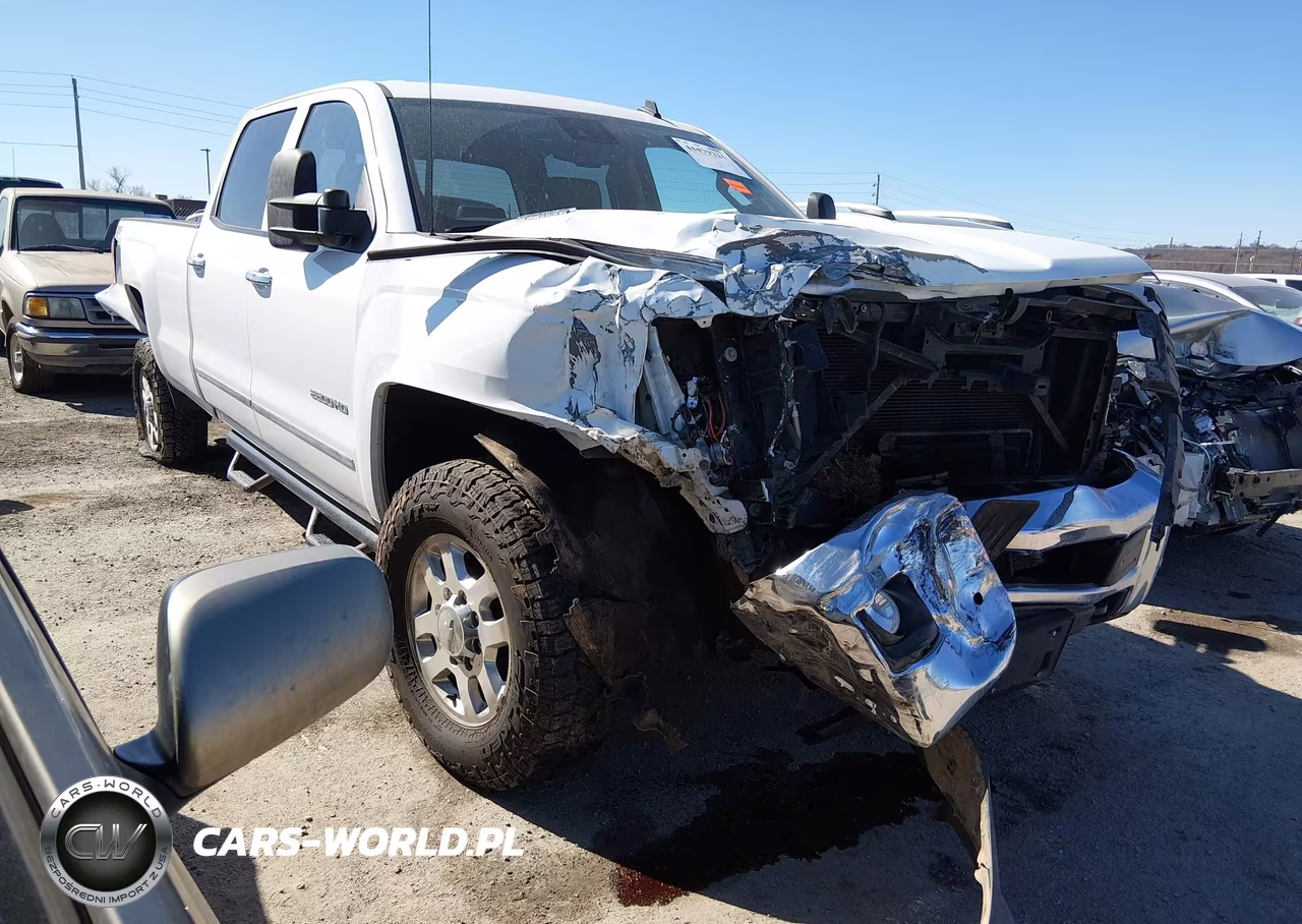 2015 Chevrolet Silverado 2500Hd Ltz – zdjęcie 1 z 17